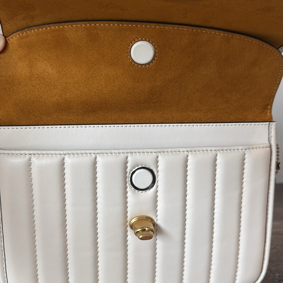 Coach Pillow Madison - Picture 9 of 13